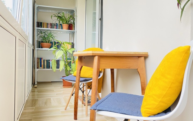 Апартаменты Yellow Floor Apartment