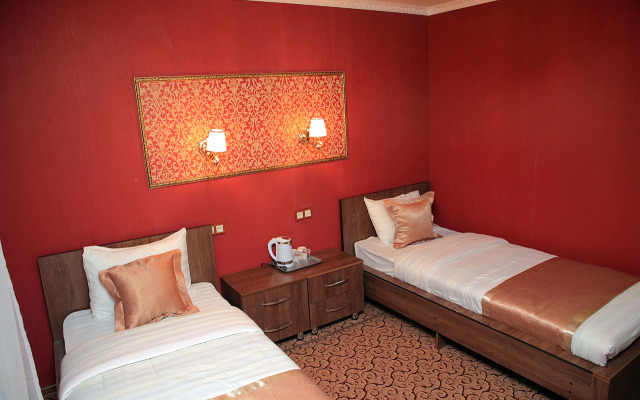 Aska Hotel