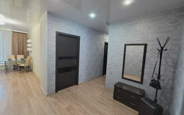 Апартаменты в центре с видом на город 61