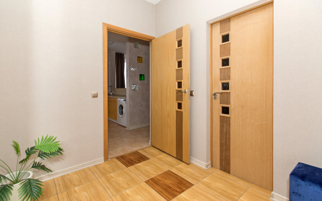 S Shikarnym Vidom na Rybnuyu Derevnyu Flat