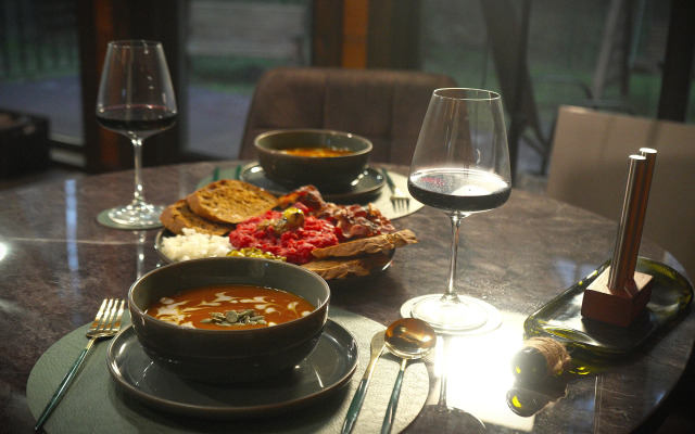 Частный дом темный А-фрейм