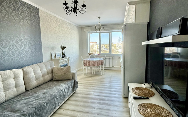 Апартаменты Трехкомнатная в центре города по ул. Ленина