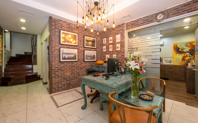 The Marions Suite Hotel