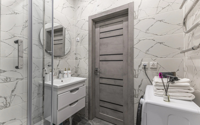 Квартира Однокомнатная уютная с дизайнерским ремонтом и современными удобствам