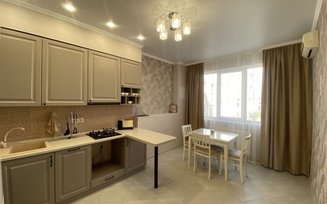 233 Mira 44lit6 Apartments