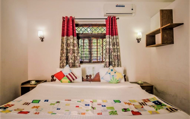 Boons Ark Anjuna Goa Hotel