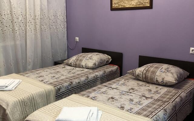 Edelveys Guest House