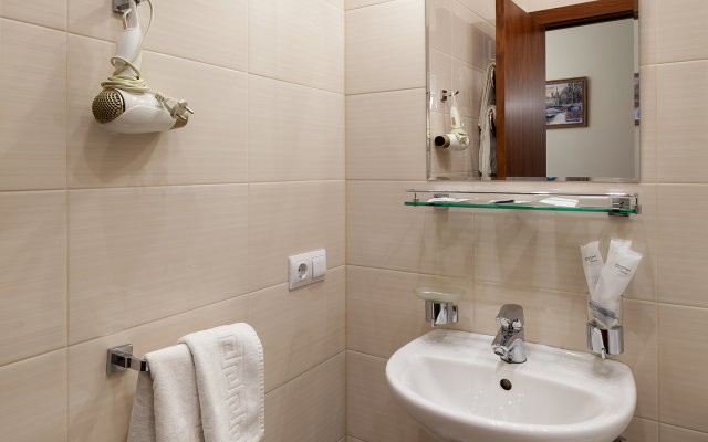 Sonata Nevsky 5 Dvorcovaja ploshhad' Hotel