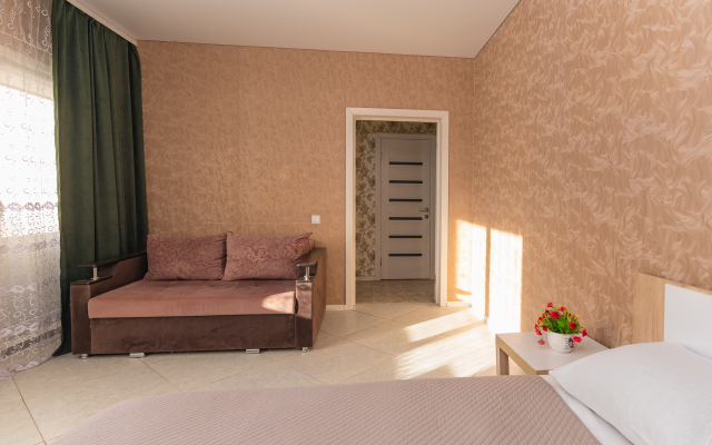 Апартаменты LikeHome на Салмышской