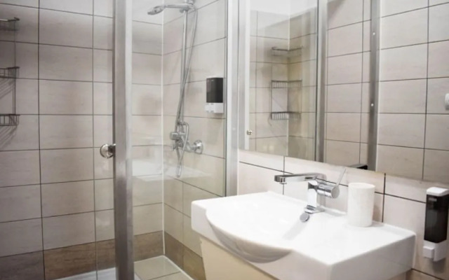 Art Studiya V Tsentre Goroda Flat