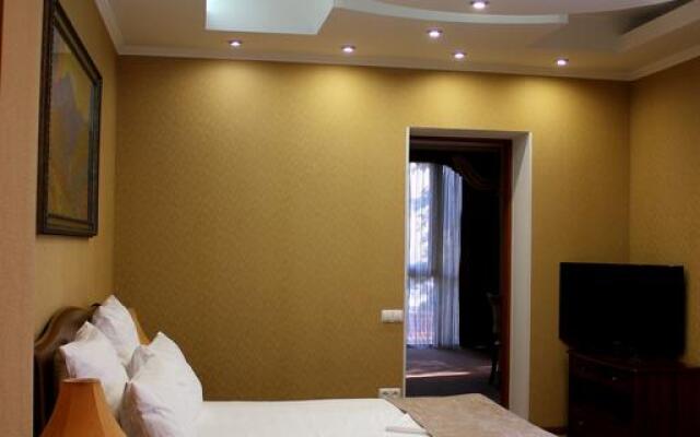 Almira Garden Guest House