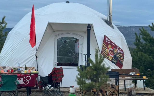 Глэмпинг Мандала Кумба