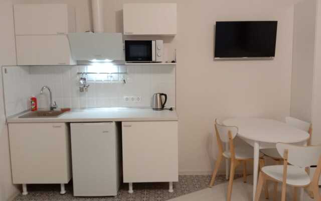 Alzas Guest House
