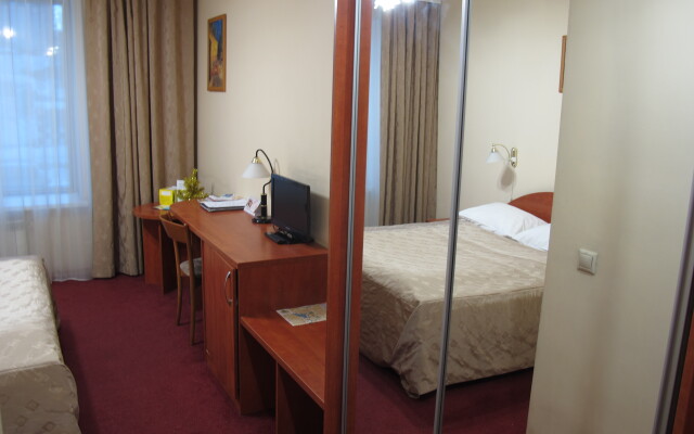 Tsentralny Eurohotel Hotel