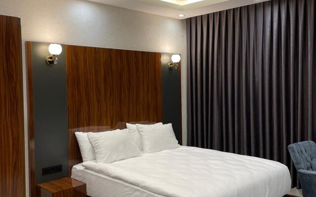 Отель Med Airport