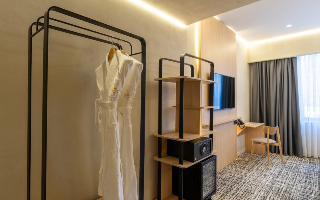 Renion City Hotel
