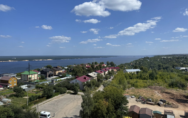 Novaya 1-Komnatnaya Kvartira s Vidom na Volgu Flat