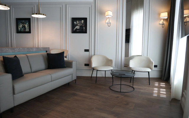 Le Dom Apartments