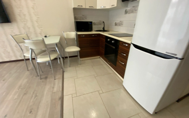 Zhk "poseydon" 833. Mamayka. Odnokomnatnaya S Balkonom (TrustControl) Flat
