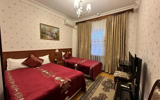 Sarbon Hotel