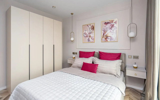 4-room VIP dlya 8 gostey Apartment