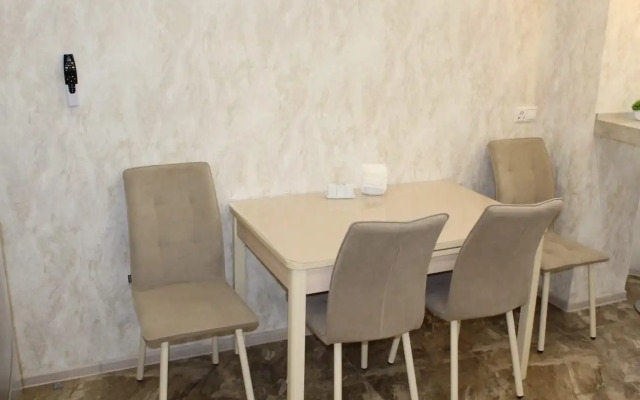 Uyutnyie Apartamentyi Ot Kompanii Chisto Pozhit Flat