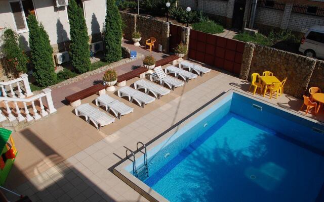 Astra Guest House