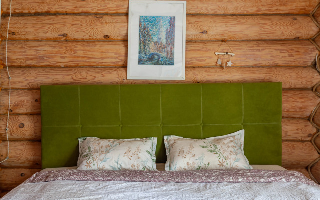 U Raify Guest House