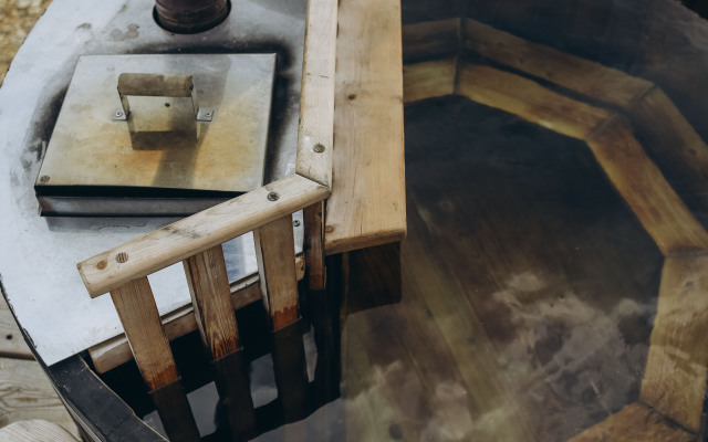 Mandala Domiki U Ozera Glemping