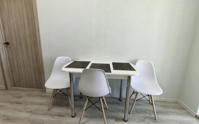 Na Poberezhe Baltiyskogo Morya Flat