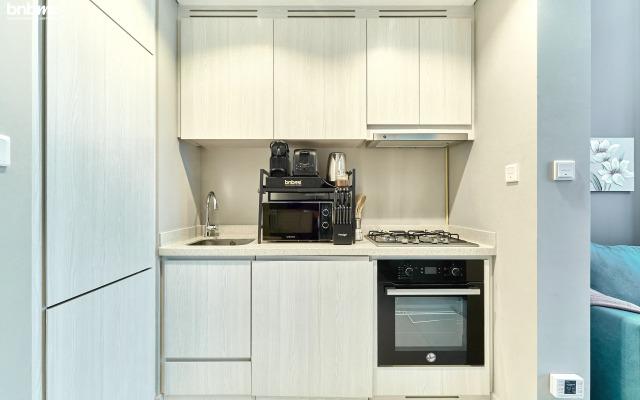 Апартаменты Bnbmehomes Cozy 1BR Suite near Burj Khalifa - 1815