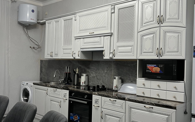 V Suhume Guest House