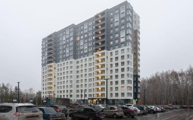 Lyuks Akvamarin s Dizaynerskim Remontom, Dlya Bolshoy Semi Apartments
