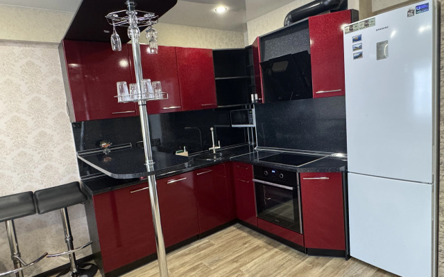 Na Ulitse Letopistsa Nita Romanova 15 Flat