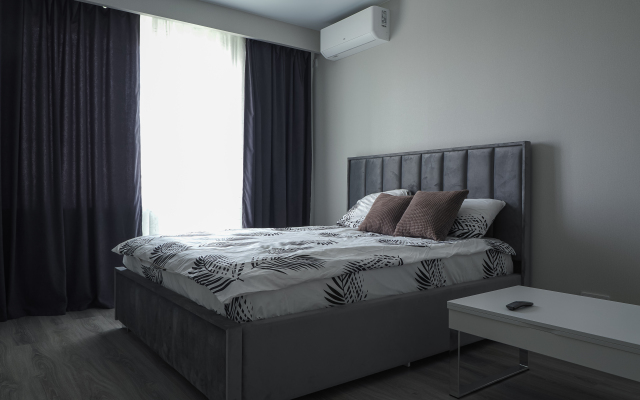 Millenium Flat