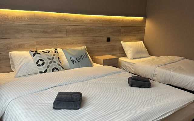 Апартаменты Комфорт на улице Лескова 38