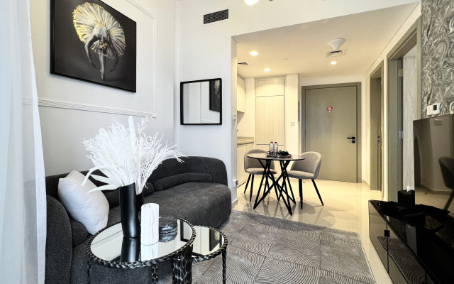 Lakeview Haven Zada Tower by Keyrock Living Apartments