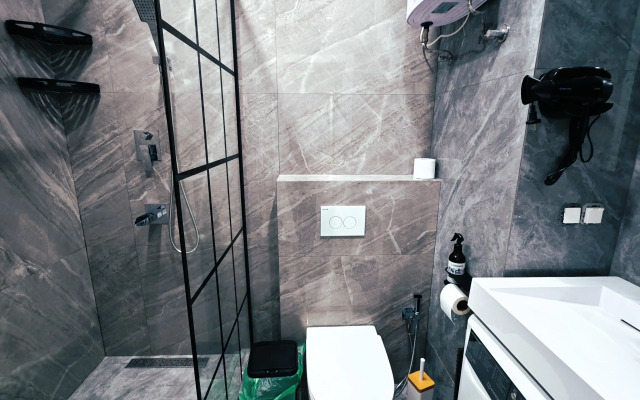 Na Ulitse Krestinskogo 35 Flat