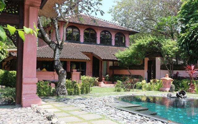 La Taverna Suites Hotels
