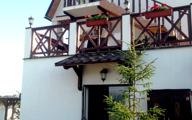 Serenada Guest House