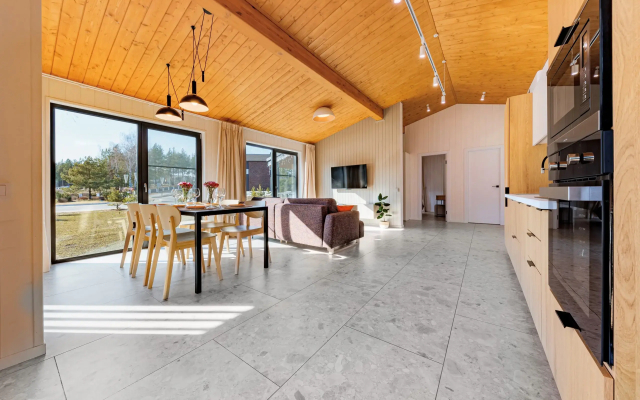 Вилла Доброград Барн