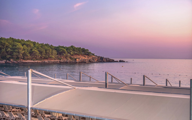 Sealife Buket Resort & Beach Hotel – All Inclusive