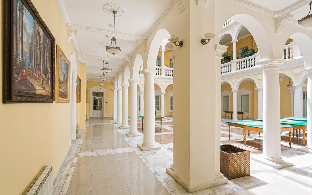 Апартаменты Люкс модест в Тавриде на набережной Ялты