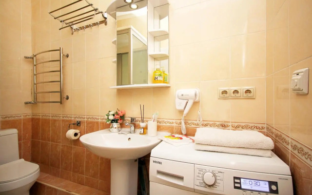 Апартаменты Уютная двухкомнатная квартира в ЖК Шахристан (130)