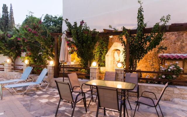 Travelpath Villa