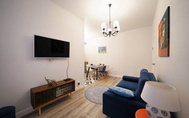 Uyutnaya Kvartira na Vasilyevskom Ostrove Flat