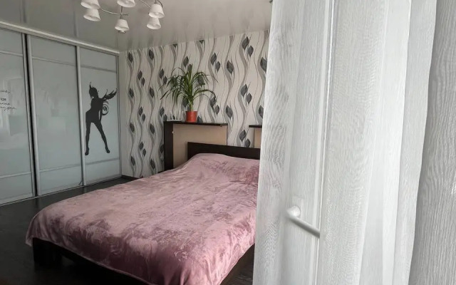 Квартира на Улице Челюскинцев 23