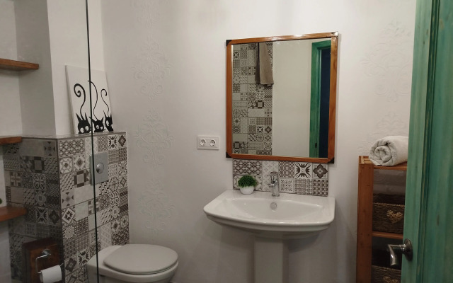 Квартира Атмосферное Жилье с Уникальным Дизайном