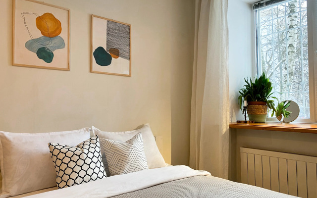 Na Bolshoy Oktyabryskoy Flat