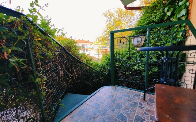Renata 35 Guest house